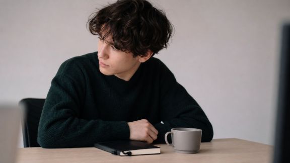 Améliorer sa concentration : exercices pratiques pour rester focalisé lors des révisions